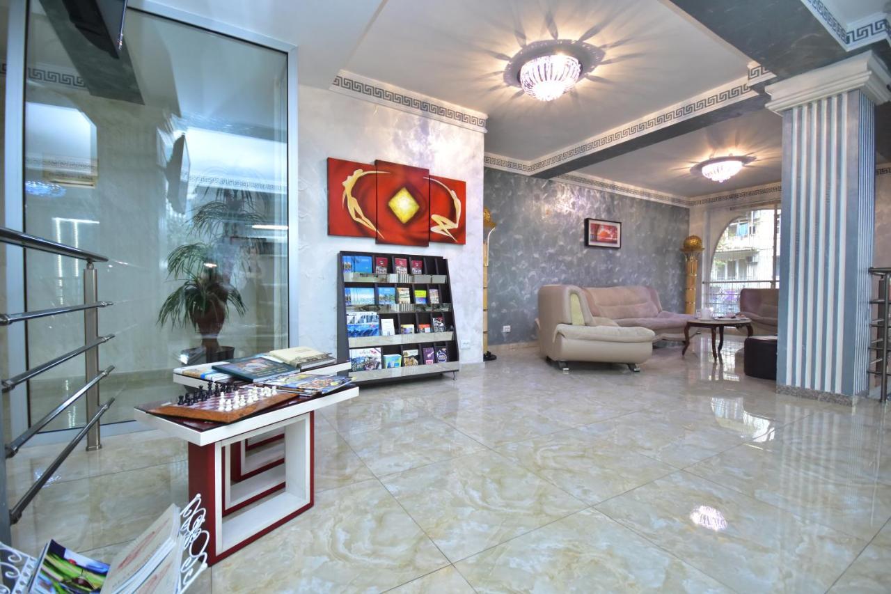 Hotel Chao Batumi Luaran gambar
