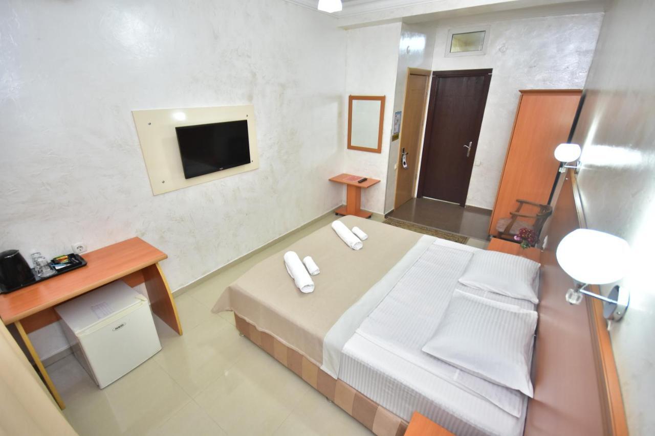 Hotel Chao Batumi Luaran gambar