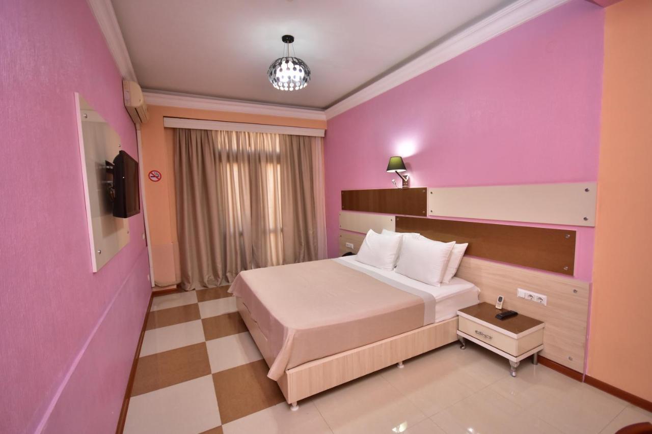 Hotel Chao Batumi Luaran gambar