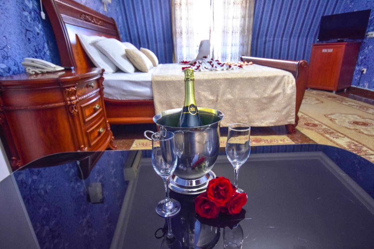 Hotel Chao Batumi Luaran gambar