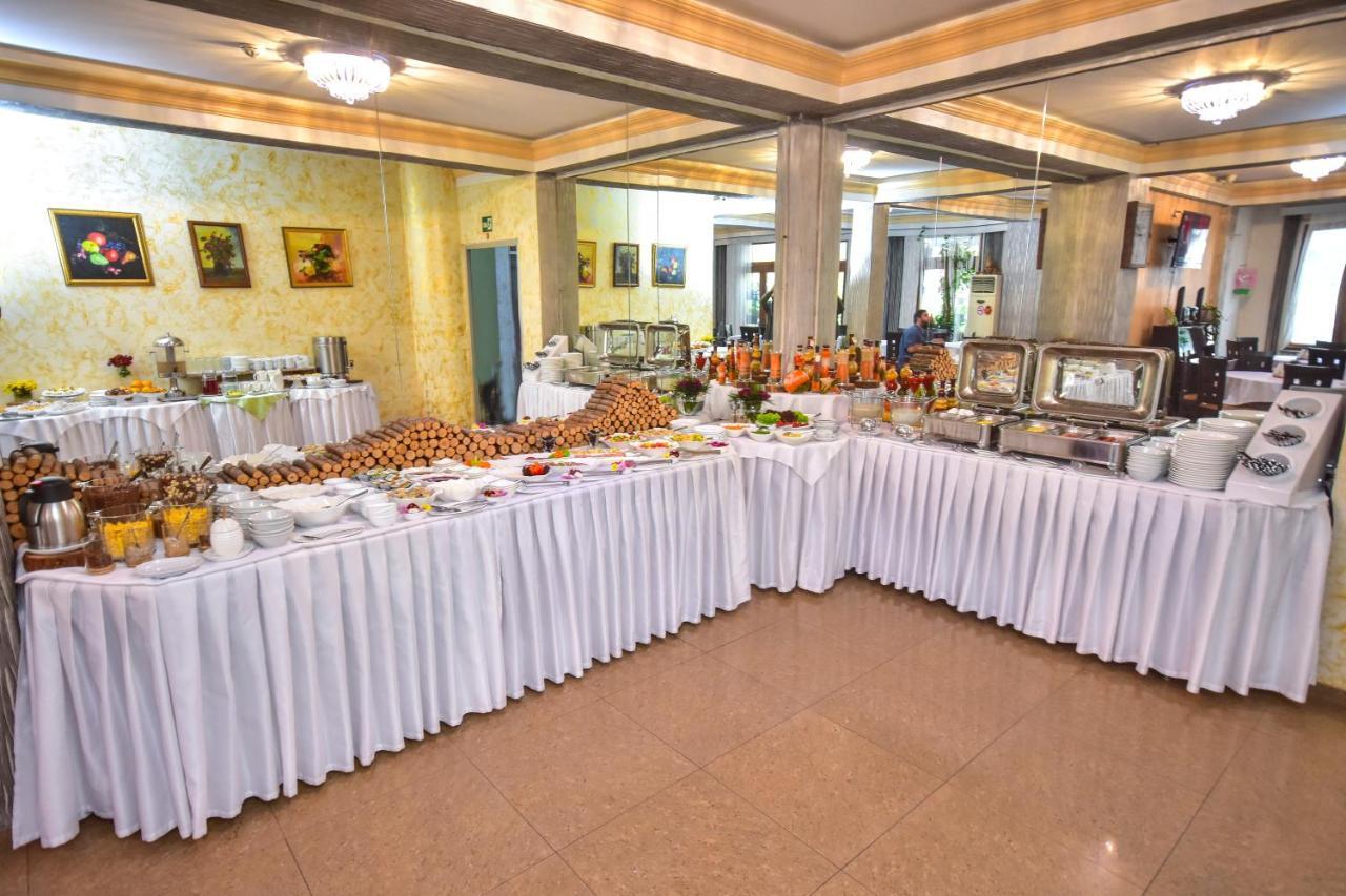Hotel Chao Batumi Luaran gambar