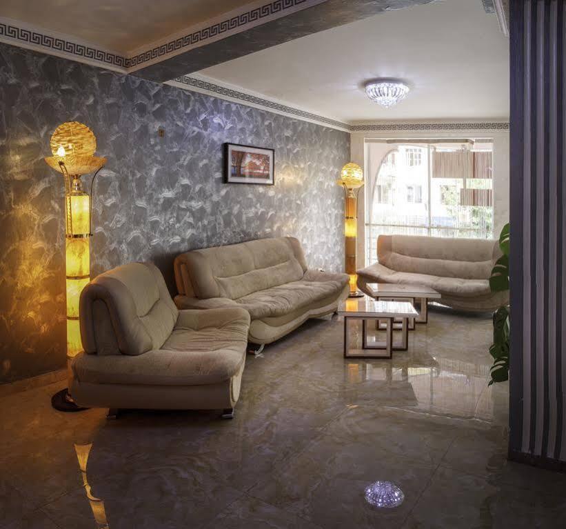 Hotel Chao Batumi Luaran gambar
